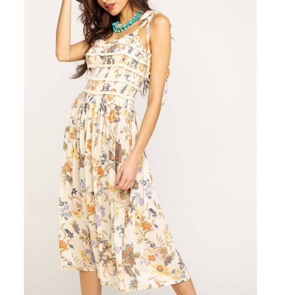 Free People Dresses & Skirts - NWT Free People Isla Ivory Floral Midi Dress